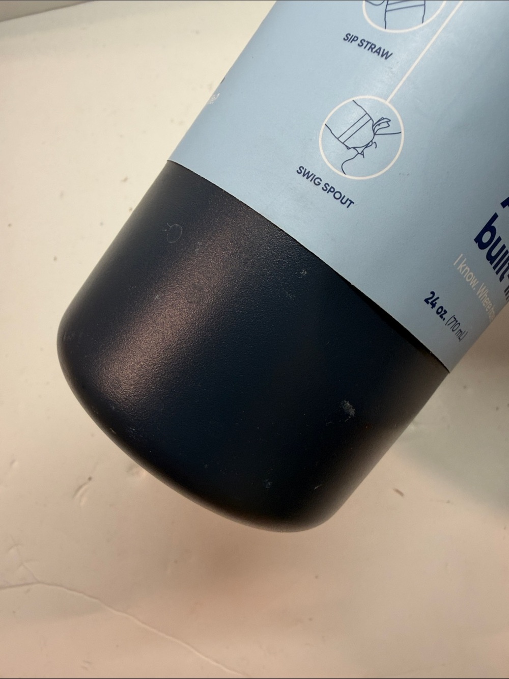 Used Owala 24 oz FreeSip Water Bottle with Straw - Picture 2 of 5
